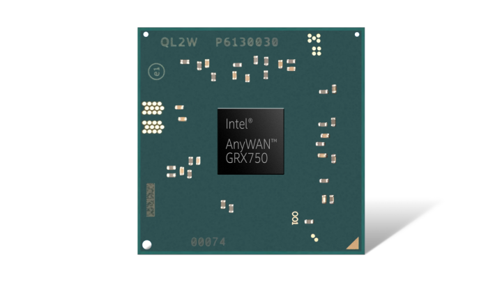 FHCE2732 屬於 Intel AnyWAN GRX750 網路處理器家族，該家族還有 1 款時脈更高的 FHCE2733
