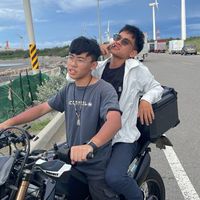 Cat gathering慢慢騎車 👁👄👁