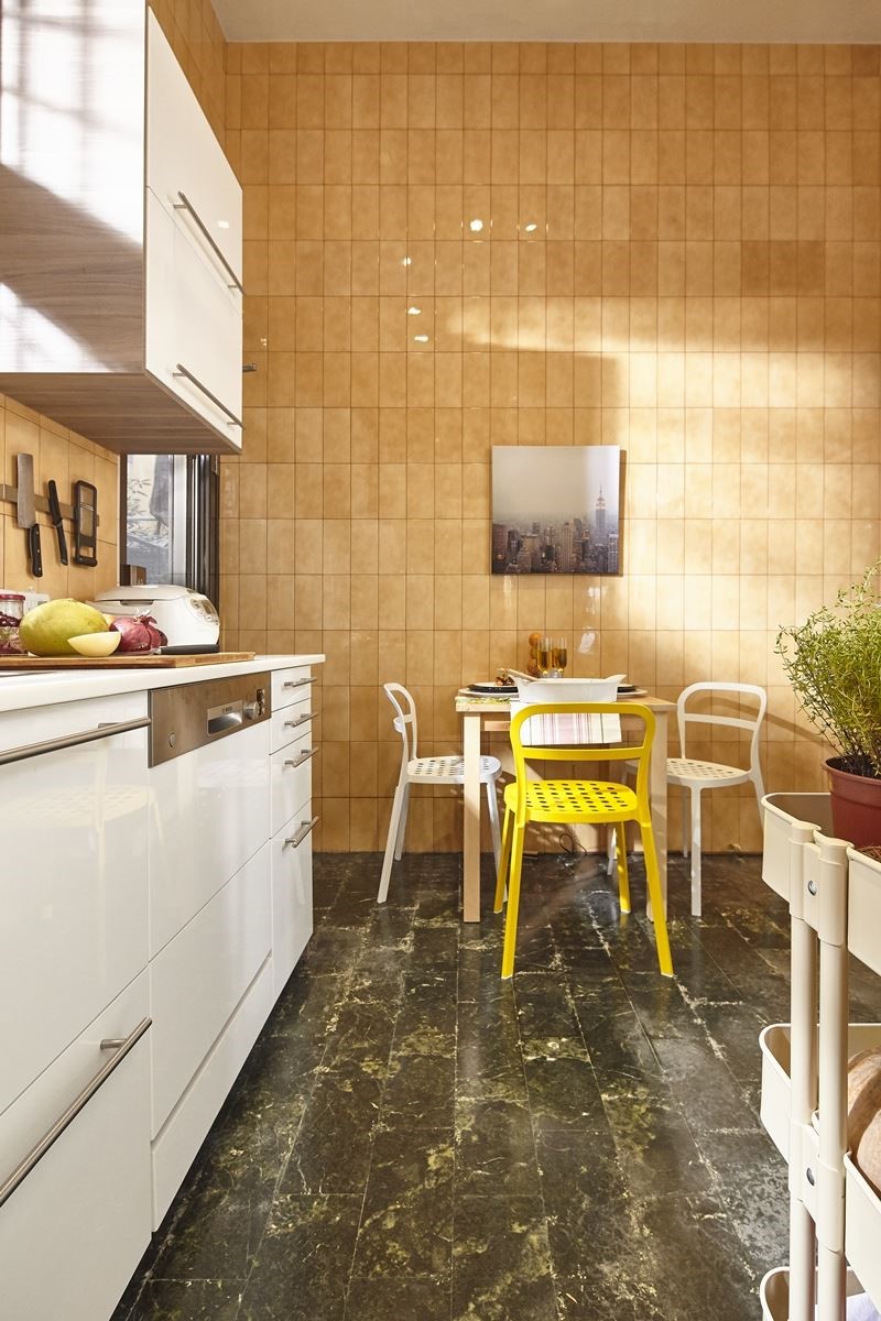 專家好物推薦：NORDEN 桌子NT$2,990元、REIDAR 餐椅.NT.$1,995元。