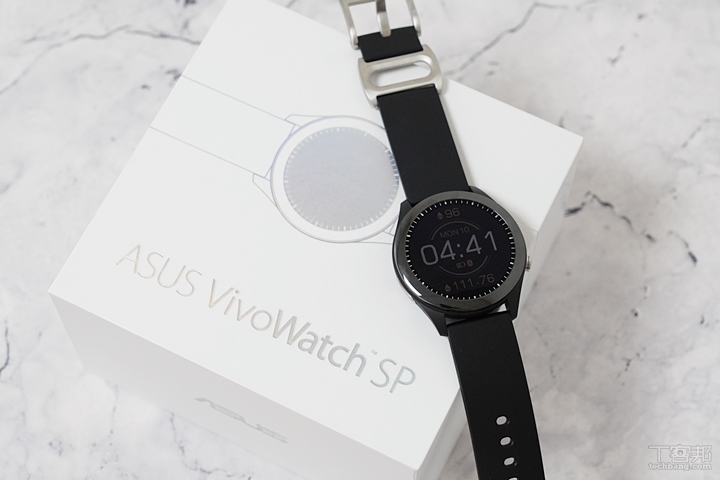 ASUS VivoWatch SP 已正式上市，售價 10,990 元。