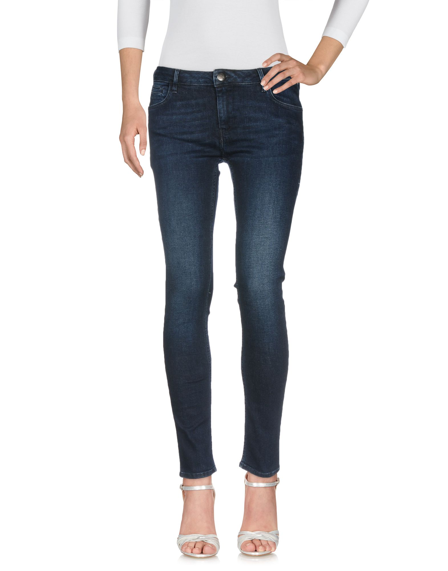 denim, faded, no appliqués, solid color, dark wash, low waisted, front closure, button, zip, multipo