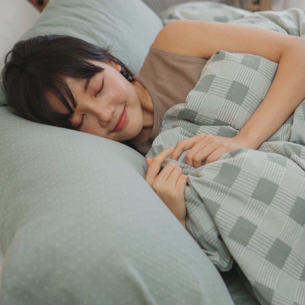 ‧內歛的妳簡約而幸福的選擇 ‧還妳真自由新混搭哲學 ‧雙層紗布交織、透氣耐洗 ‧專櫃車工