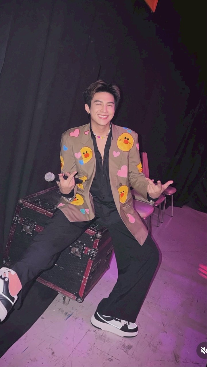 FC Hone ธนากร ศรีบรรจง (Honey)