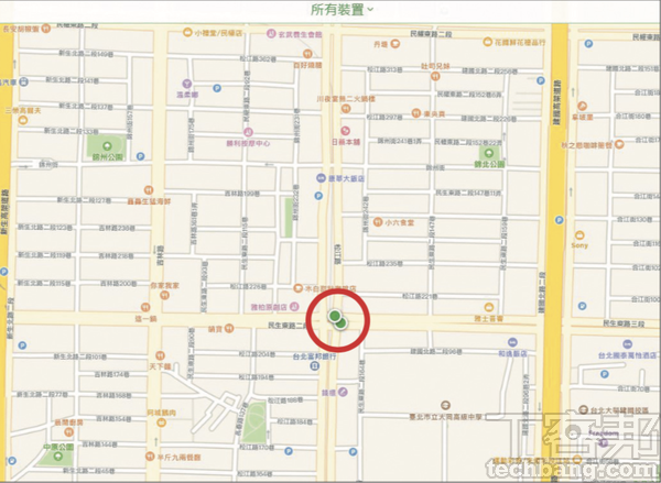 4.開啟後，就會開始定位，只要是有綁定該 Apple ID 的裝置且裝置為開機狀態，就會在地圖中以小綠點顯示。