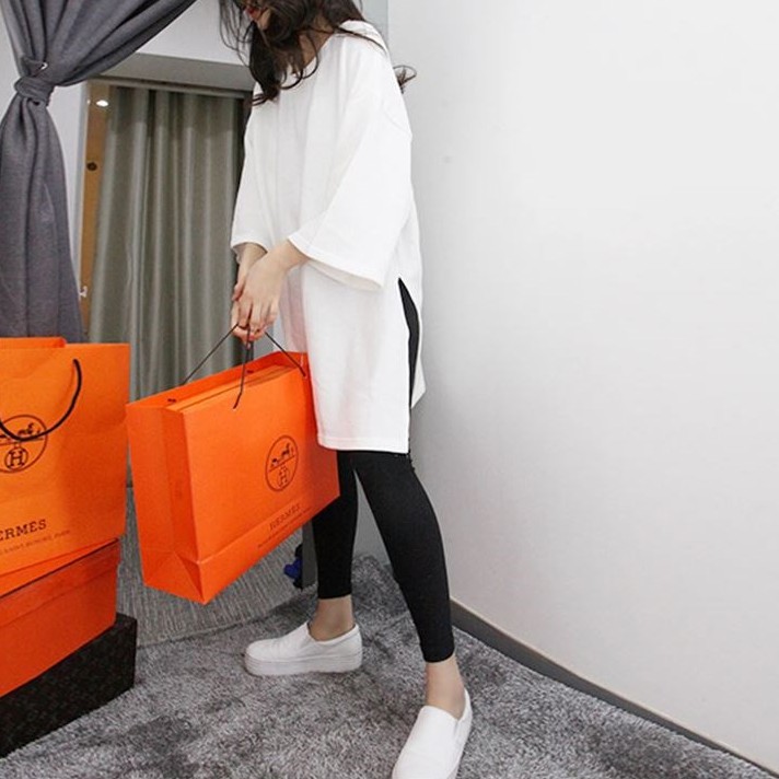 GF 短袖上衣 流行穿搭 素面寬鬆 下擺開岔 長版上衣 短袖t恤 白色t恤【快速出貨】