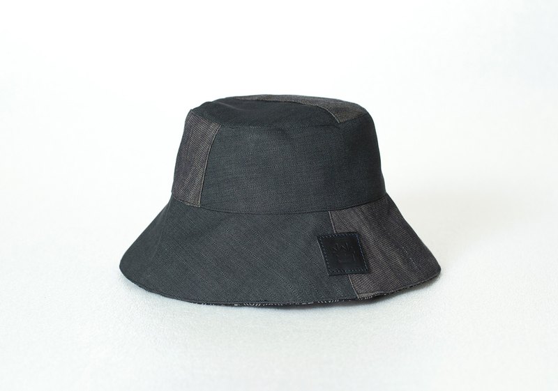 苦苦兩面戴漁夫帽-牛仔布與西裝布拼接民族風/短帽身長帽簷版 //商品材質：牛仔布、西裝布、日本棉布、植鞣皮革logo