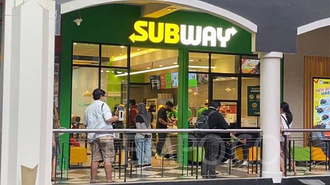 Subway lippo mall puri