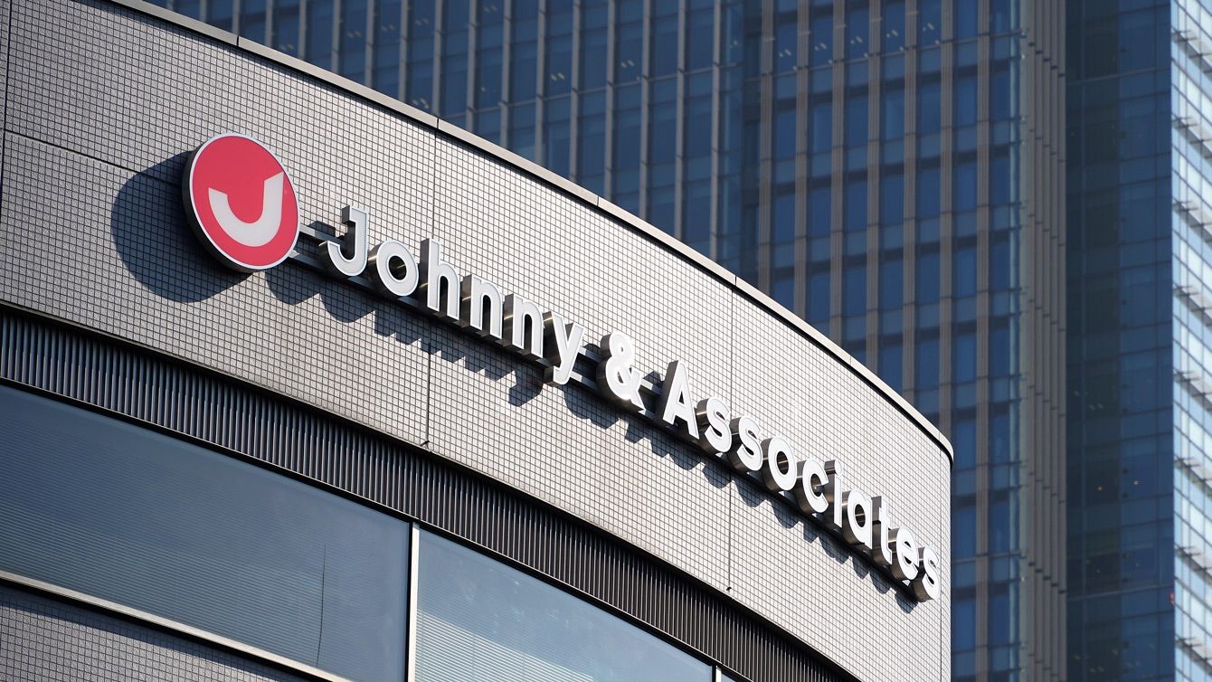 嵐 Tokio Smapに続き V6解散 はジャニーズ総解散の前触れである