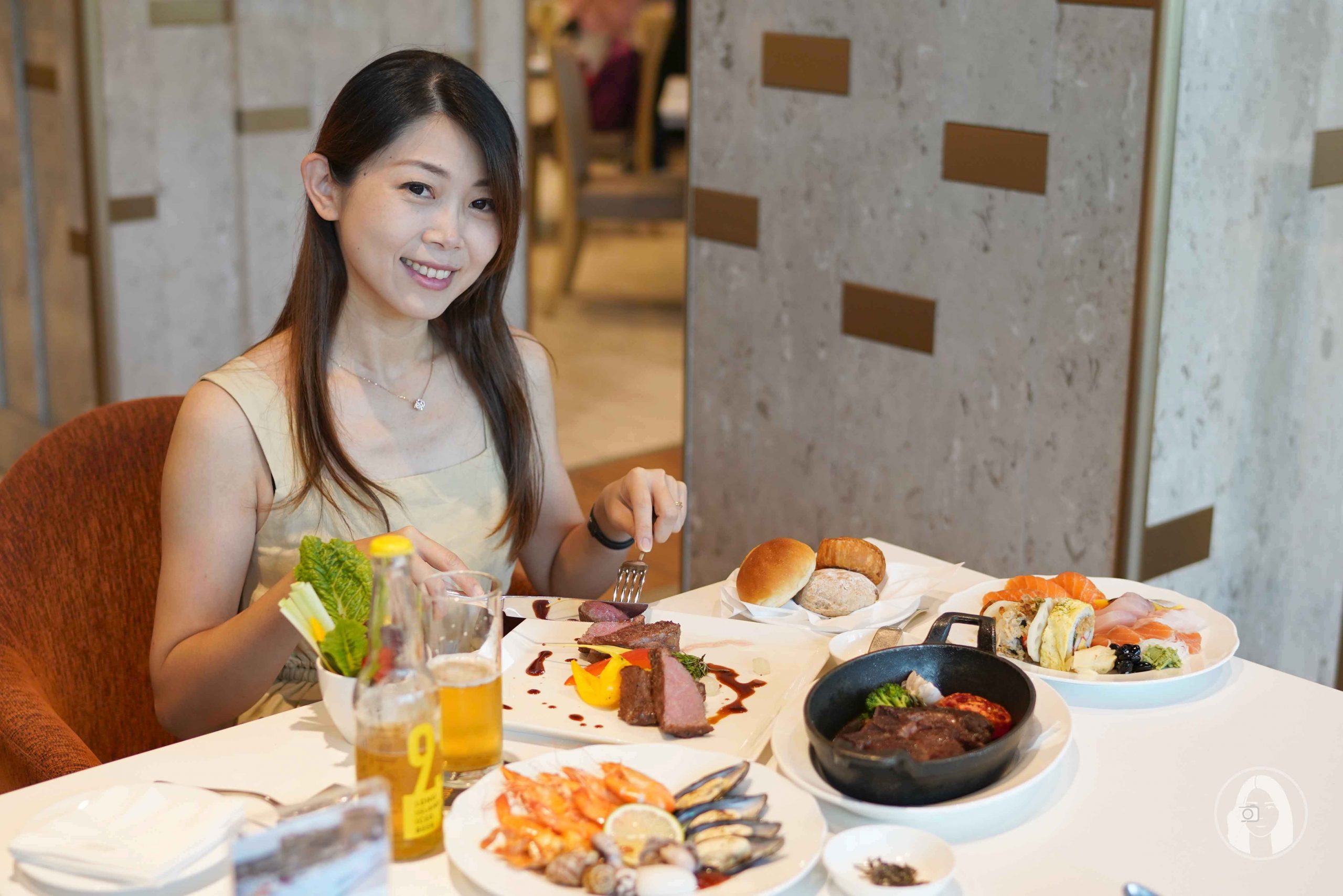 台北南港六福萬怡酒店 敘日全日餐廳 好萊塢名人也愛荷斯登牛肋眼牛排 頂級海陸特色主餐