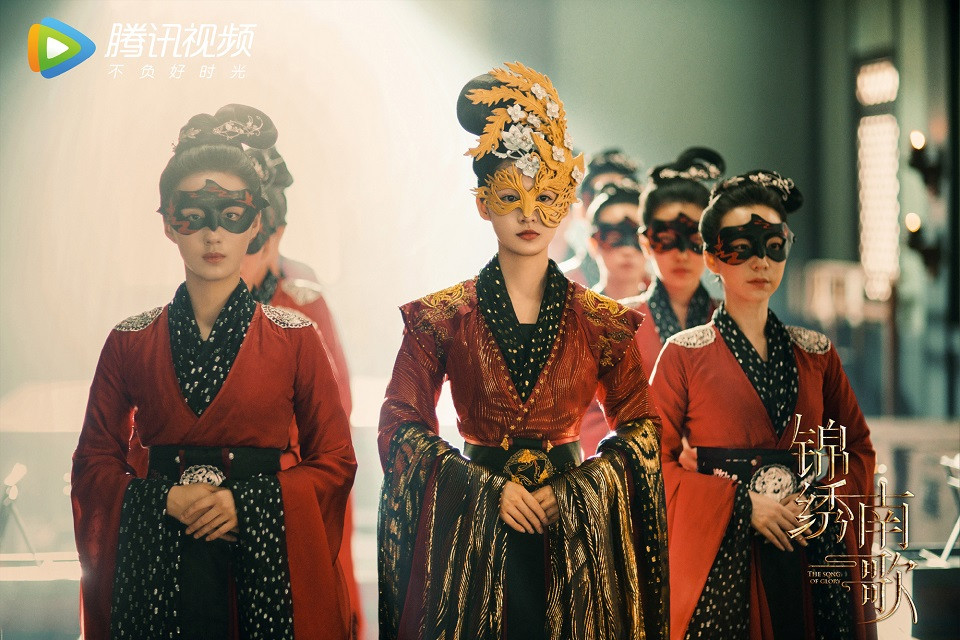 《錦繡南歌》李沁古裝造型