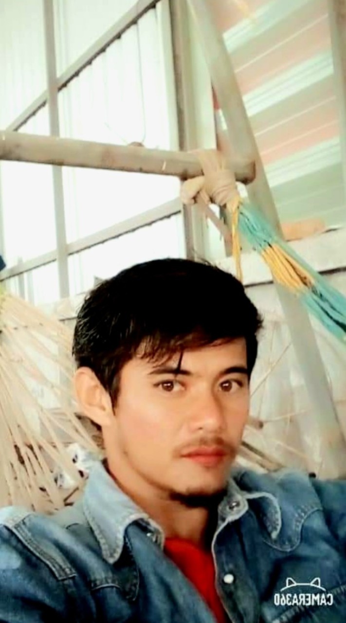 สาวรุ่นใหญ่หาคู่นอนใกล้บ้าน