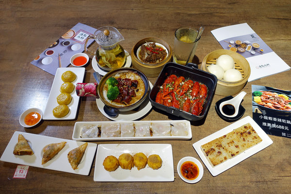 三創9樓餐廳-港點大師台北三創店，好吃台北港式點心推薦，在家也能吃港點，平價好吃精緻港式料理(接受三倍券)