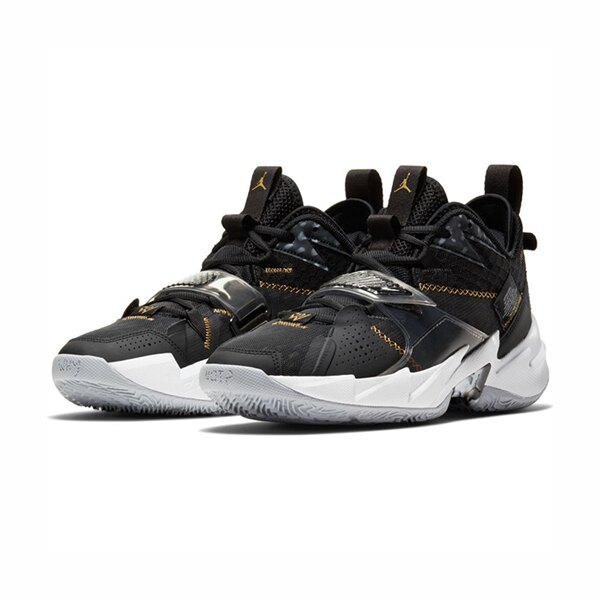 CD3002-001 充滿爆發力的大三元球星 Russell Westbrook 堪稱球場上最勇猛的對手，憑藉其非凡動力、強大肌肉及心理質素，以個人佳績展示無畏無懼的一面。Jordan Why Not