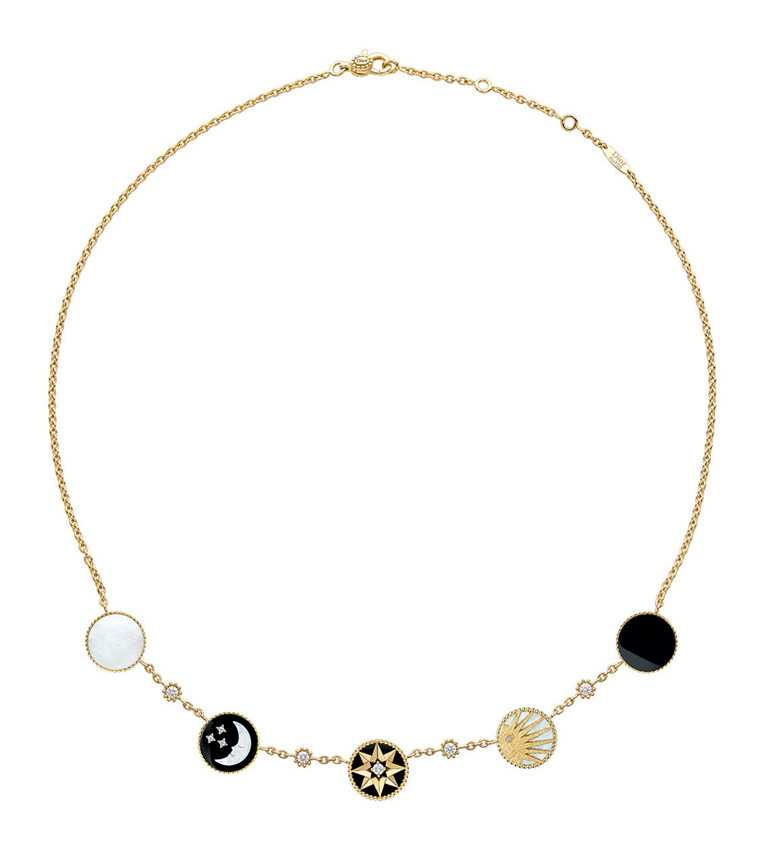 DIOR「Rose des Vents羅盤玫瑰系列」Rose Célleste黃K金短項鍊╱326,700元。（圖╱DIOR提供）