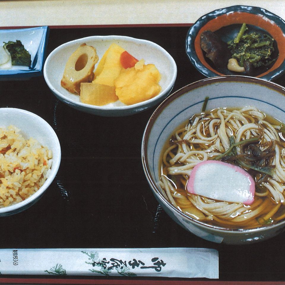 手打ちかけそば定食 木曜日限定 800円 税込 やどりぎ Line Official Account