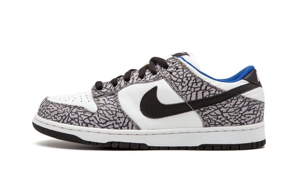 The Supreme x Nike SB Dunk Low 