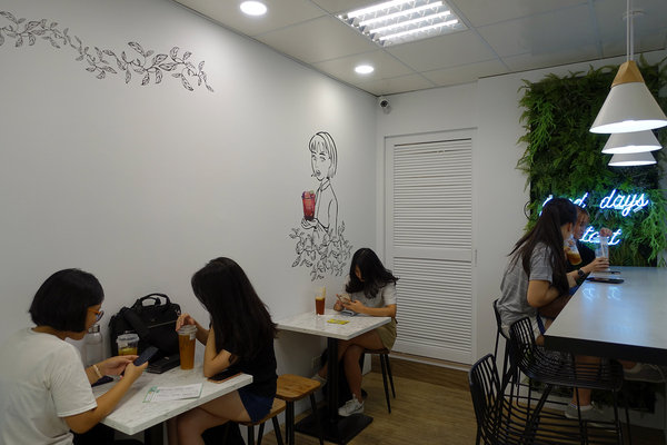 政大飲料推薦-禮采芙文山政大店，文山區健康手搖飲料，有台灣茶葉現泡茶、果茶、塔拉朵冰淇淋、輕食，文青風IG打卡飲料店