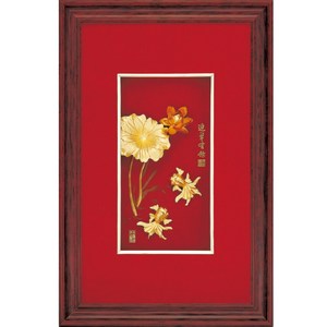 黃金畫高純度台灣金箔製作 隨作品附贈純金保證卡 創造布局以金養金 財源滾滾的風水磁場好風水! 精美高雅硬式收藏禮盒及提袋