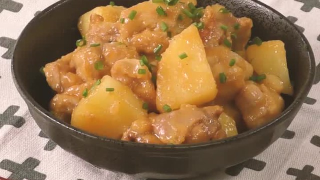 動画レシピ ご飯進む 鶏肉とじゃがいもの味噌バター