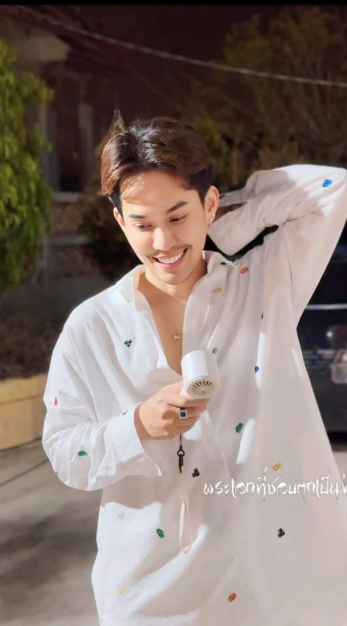 ซัพพอร์ตเอสปราชญา(พระเอกที่ชอบตกเป็นข่าว)