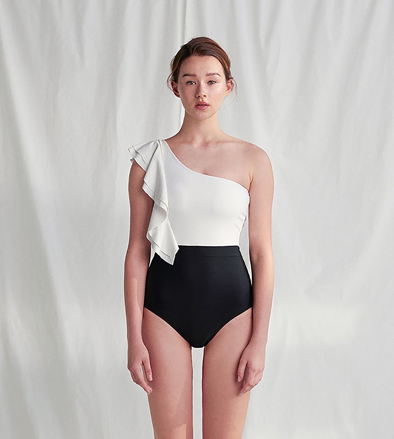 5PENING（開幕）-'五種感官'+'發生的事情'，<br />超越五種感官的奇妙事件。