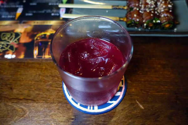 板橋深夜美食-老味噌居酒屋，江子翠捷運美食，板橋江子翠好吃串燒，能開心吃燒烤喝酒的板橋人氣宵夜推薦 