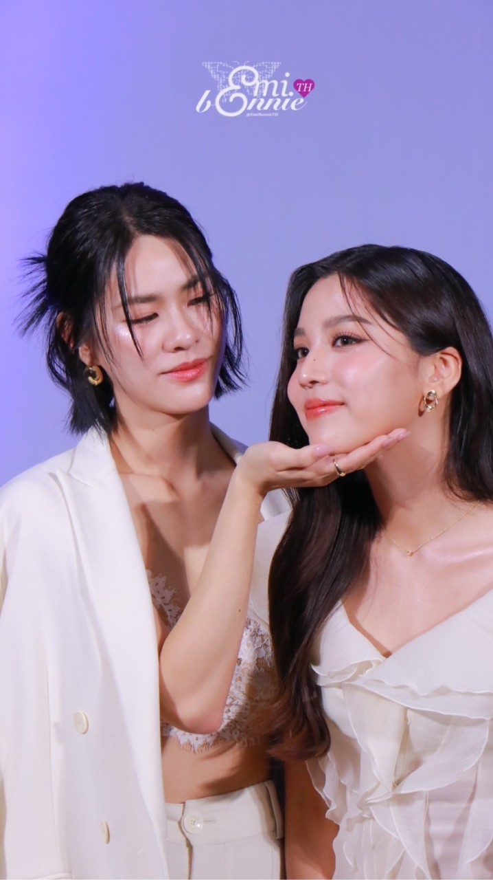EmiBonnieTH 🧡💜