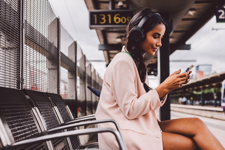 鐵三角最「寂靜」的無線降噪耳機登場！ATH-ANC900BT在台上市，售價11,000元