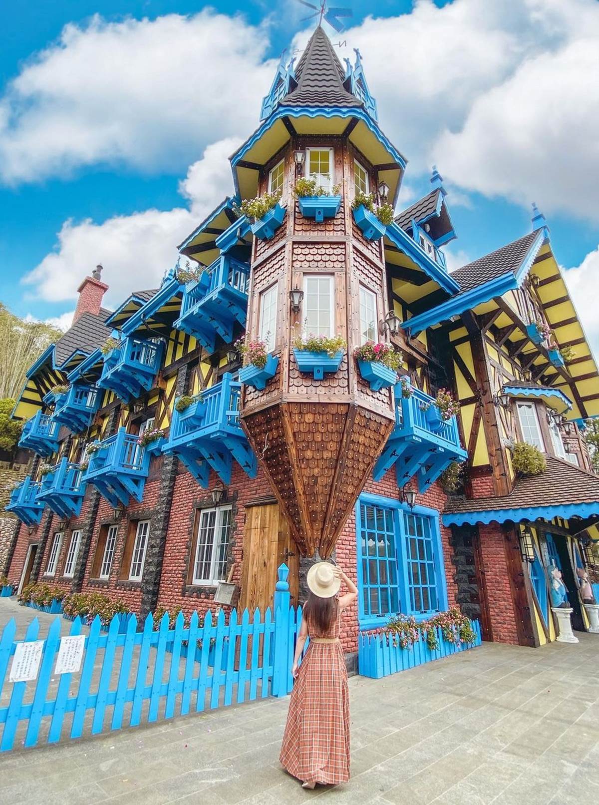 南投人也超愛去！埔里８處人氣景點：「繽紛歐風城堡、台版青瓦臺」狂洗版IG