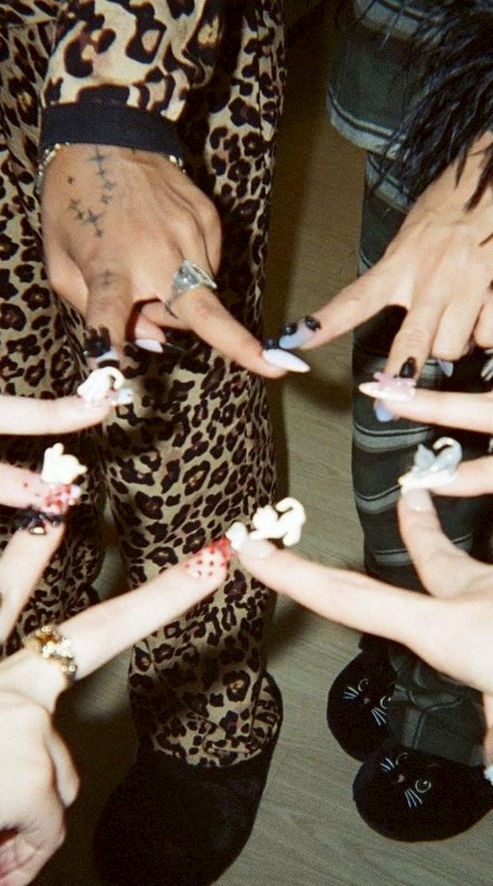 ꒷꒥꒷‧₊˚𝐄𝐘𝐄𝐊𝐎𝐍𝐒‧₊˚꒷꒥