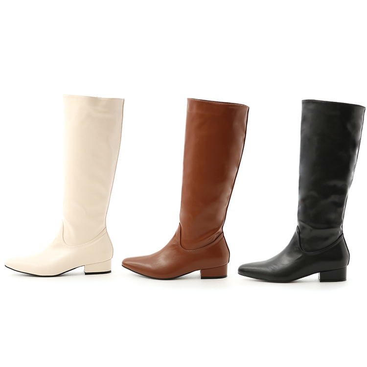 素面微尖頭低跟長靴