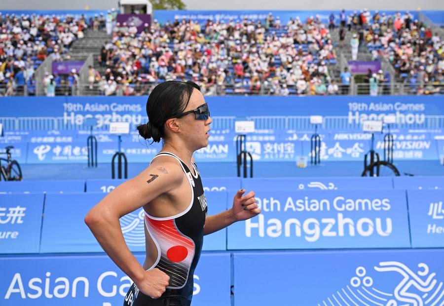 Japan closes Asian Games Triathlon competition with Mixed Relay gold •  World Triathlon