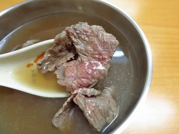 【林口美食】信立牛肉湯-不少網友推薦的台灣牛肉湯專賣店