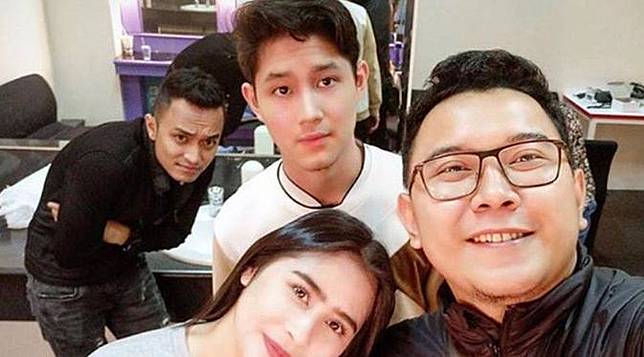 Pulang ke Indonesia, Teuku Rassya Bertemu Prilly Latuconsina