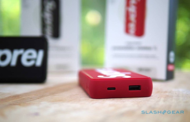 潮人必睇！炒到痴線！Supreme Mophie 再推尿袋