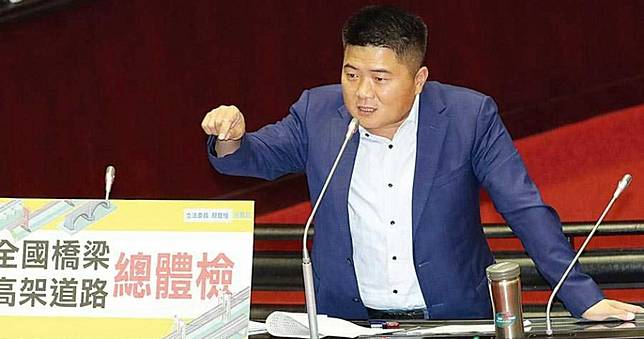 台中黑派少主顏寬恒落敗　新工作曝光了？