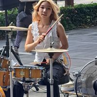 李侑真の粉絲園地