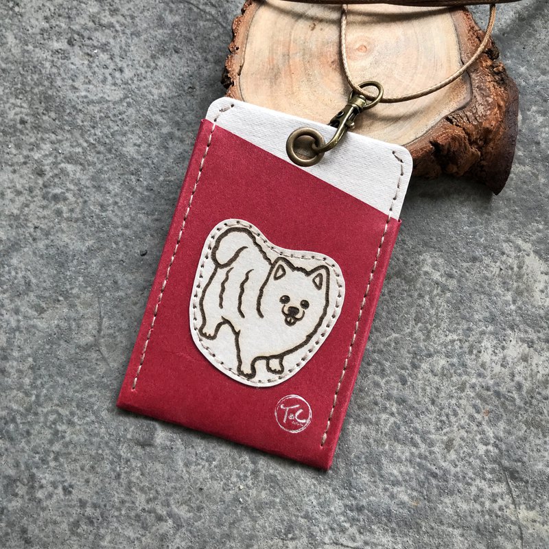 雙面皆可放，可掛在脖子或包包上（附繩子） 尺寸：11cm x 7.5cm