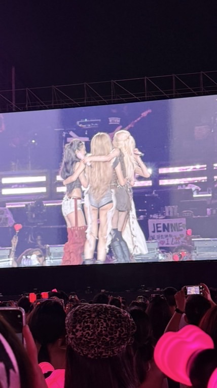 Blackpink 週邊商品分享團