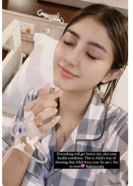 Dapat Banyak Doa dari Netizen, Intip 7 Potret Ghea Youbi Jalani Operasi Usus Buntu
