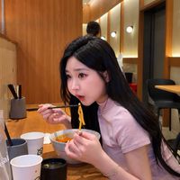 胡小u後援會🕶️
