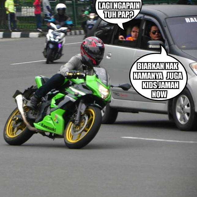 Video Lucu Emak2 Naik Motor Kocak Funny Motor Video