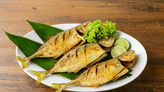 Ikan Goreng Kunyit Kalori