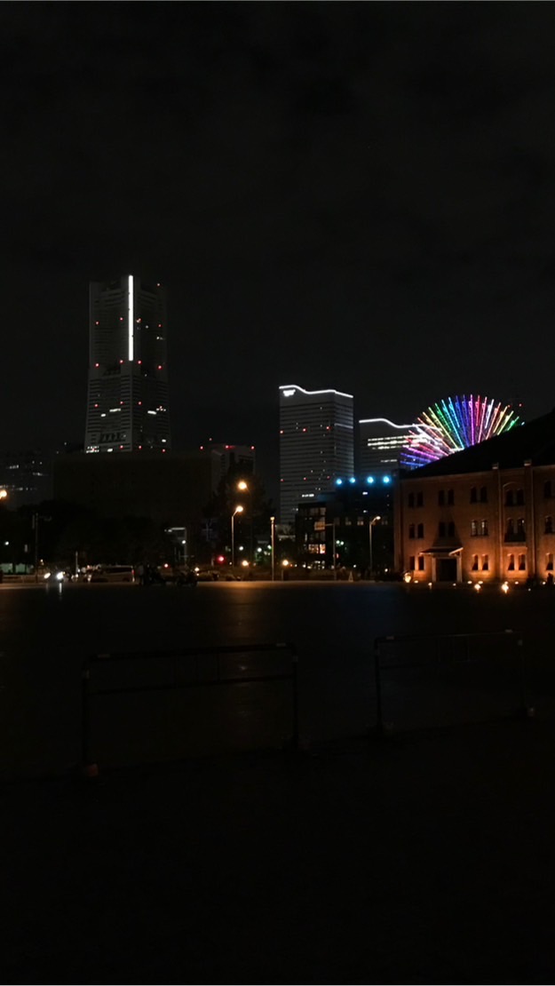 煌めく街の広場のオープンチャット