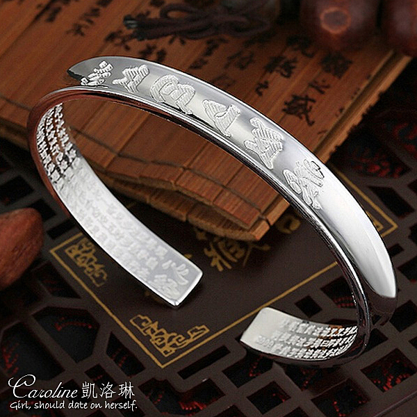 ★逛街、宴會、約會均適合配載n★Bling Bling 絢麗閃亮動人n★浪漫風格，優雅性感