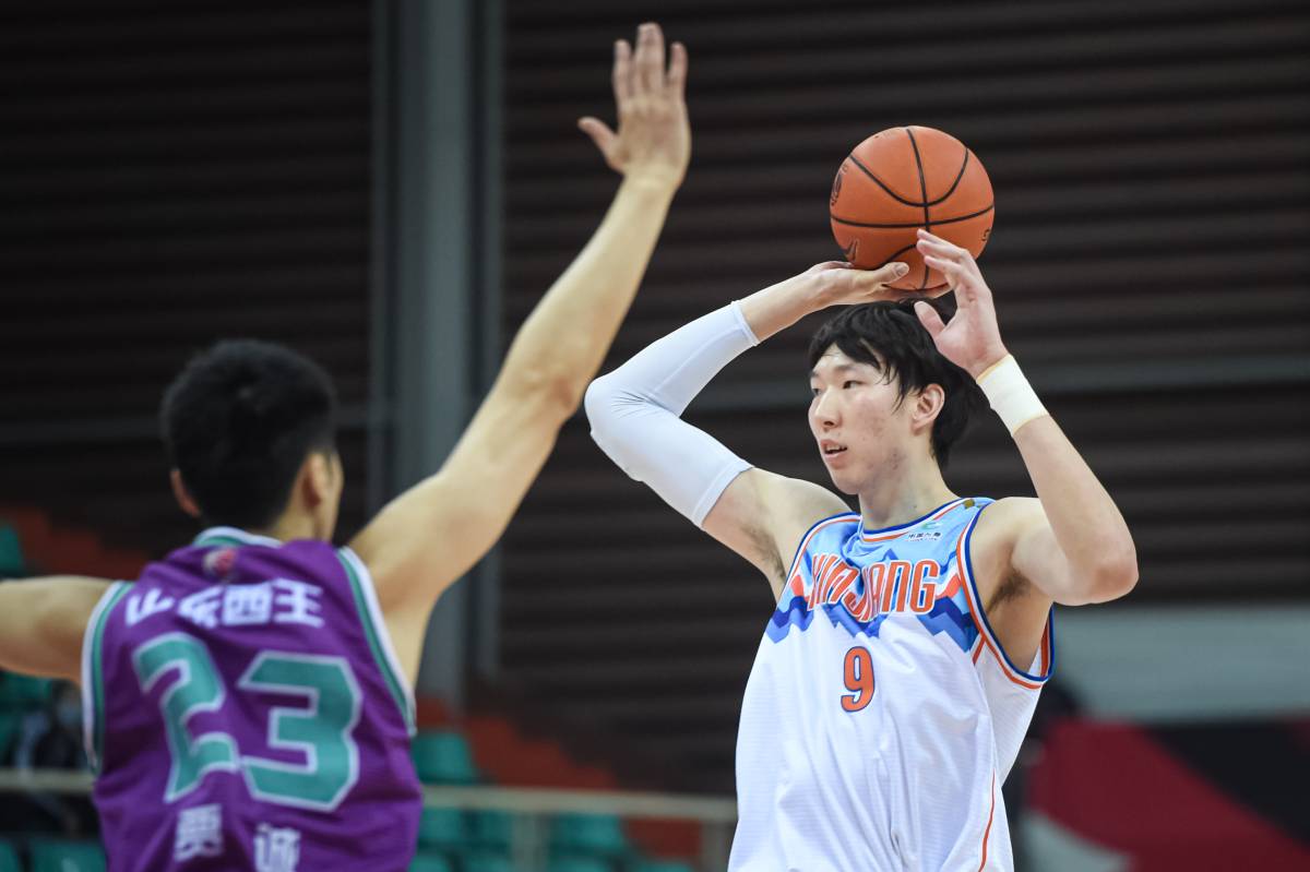 CBA league: Xinjiang Flying Tigers vs. Beijing Royal Fighters-Xinhua