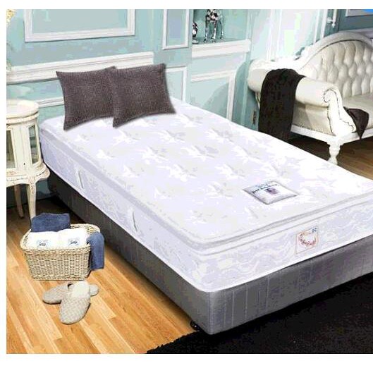 25mm天然乳膠搭配高碳鋼彈簧雙向直邊彈簧取代圓形彈簧25mm高級泡棉增加舒適包覆厚層強力襯墊強化底層穩定單面床免翻床保養設計防蟎抗菌防黴處理商品規格品名 席伊麗單人床墊新銀河顏色 白內容量/入數 1