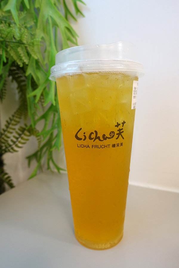 政大飲料推薦-禮采芙文山政大店，文山區健康手搖飲料，有台灣茶葉現泡茶、果茶、塔拉朵冰淇淋、輕食，文青風IG打卡飲料店