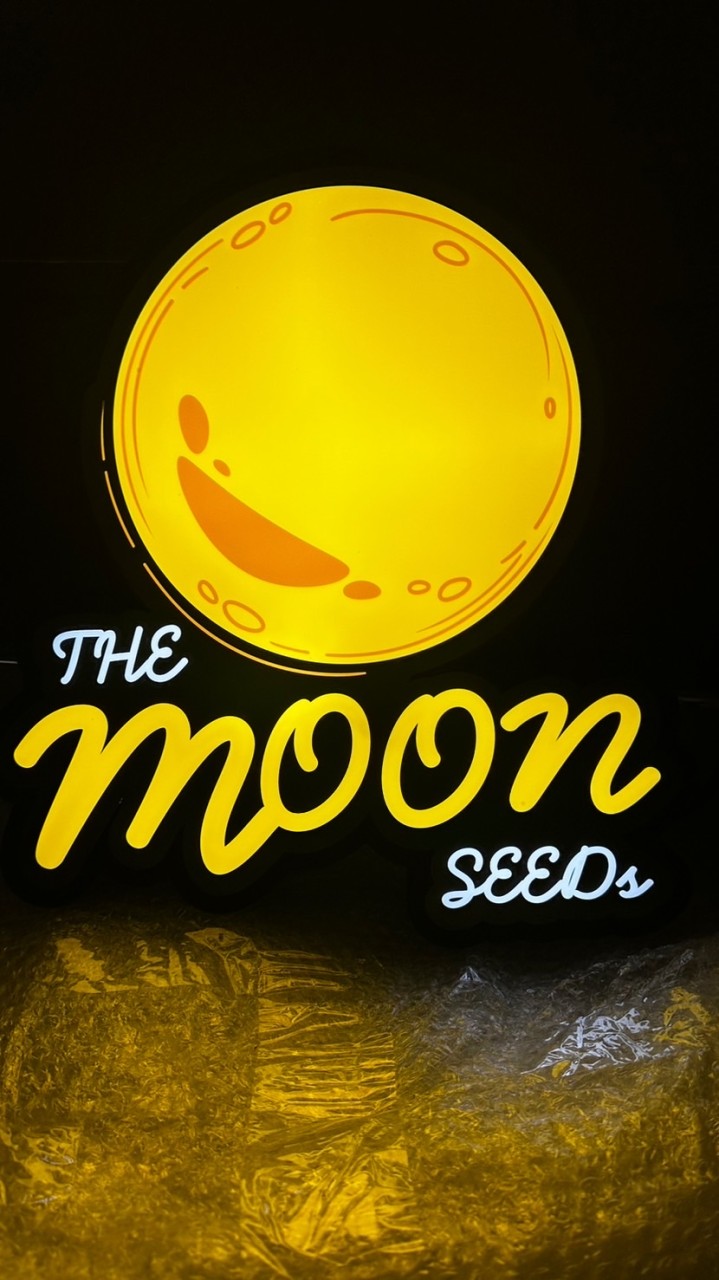 THE MOON SEEDs