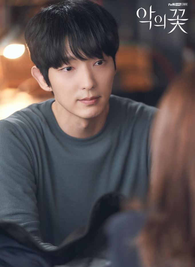 《惡之花》第8集神進展！賢收和姐姐相見，『白熙成』竟然醒了！